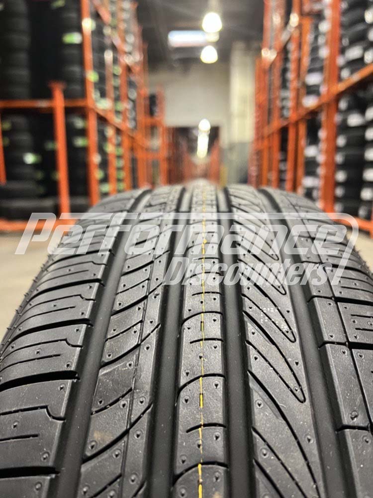 Solar 4XS+ Tire(s) 225/65R17 SL 102H 2256517