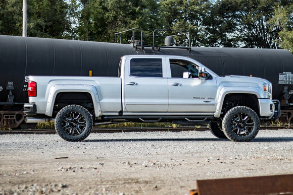 Rough Country 5 Inch Lift Kit for 11-19 Chevy GMC 2500 3500 Truck
