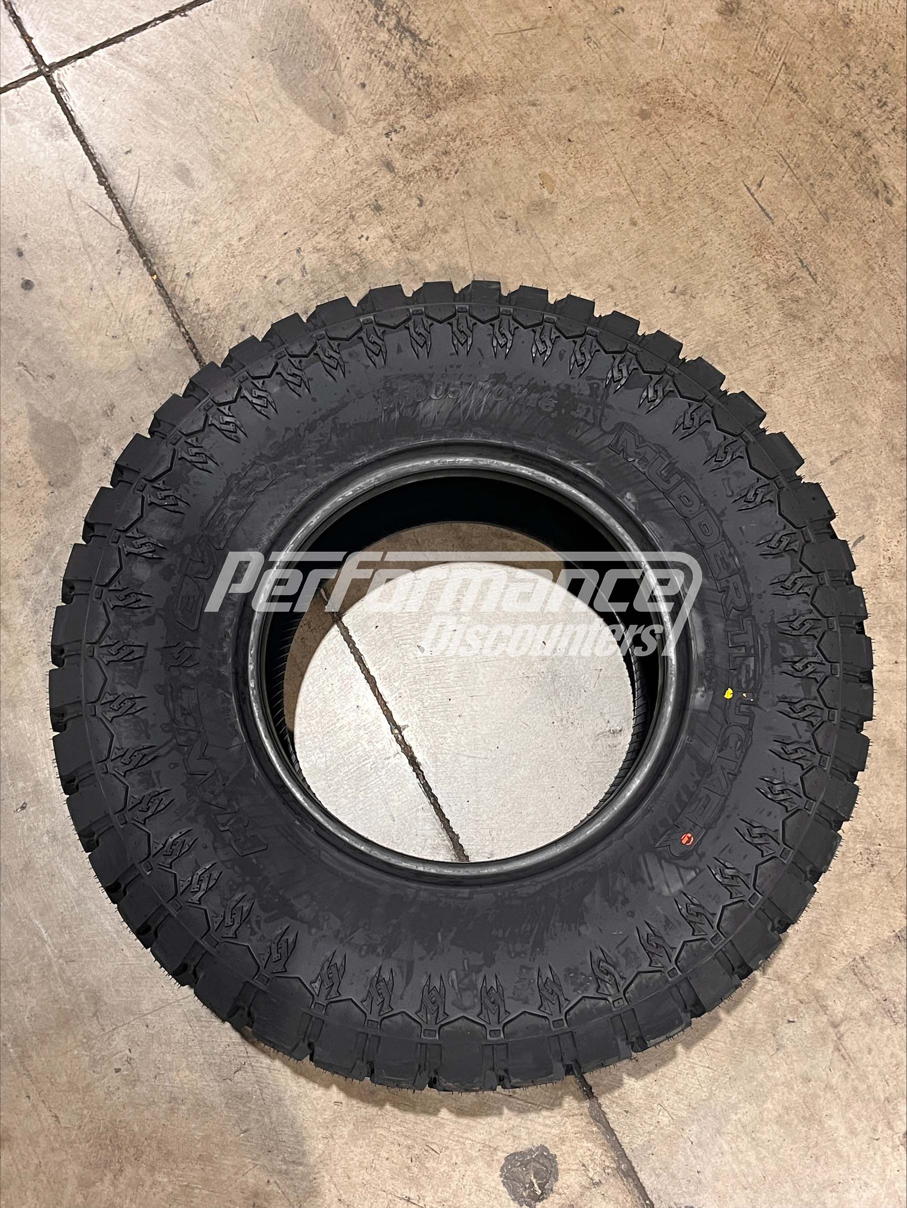 Mudder Trucker Hang Over M/T Tire(s) 305/70R16 124Q LRE BSW