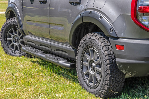 Oval Nerf Steps - Black - Ford Bronco Sport 4WD (2021-2023)