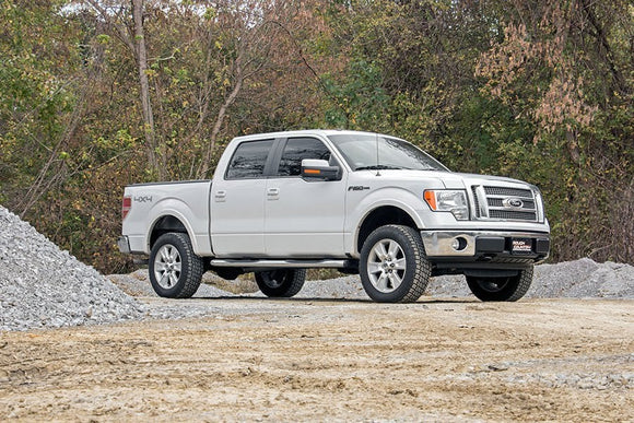 2 Inch Lift Kit - M1 Struts/M1 - Ford F-150 4WD (2009-2013)
