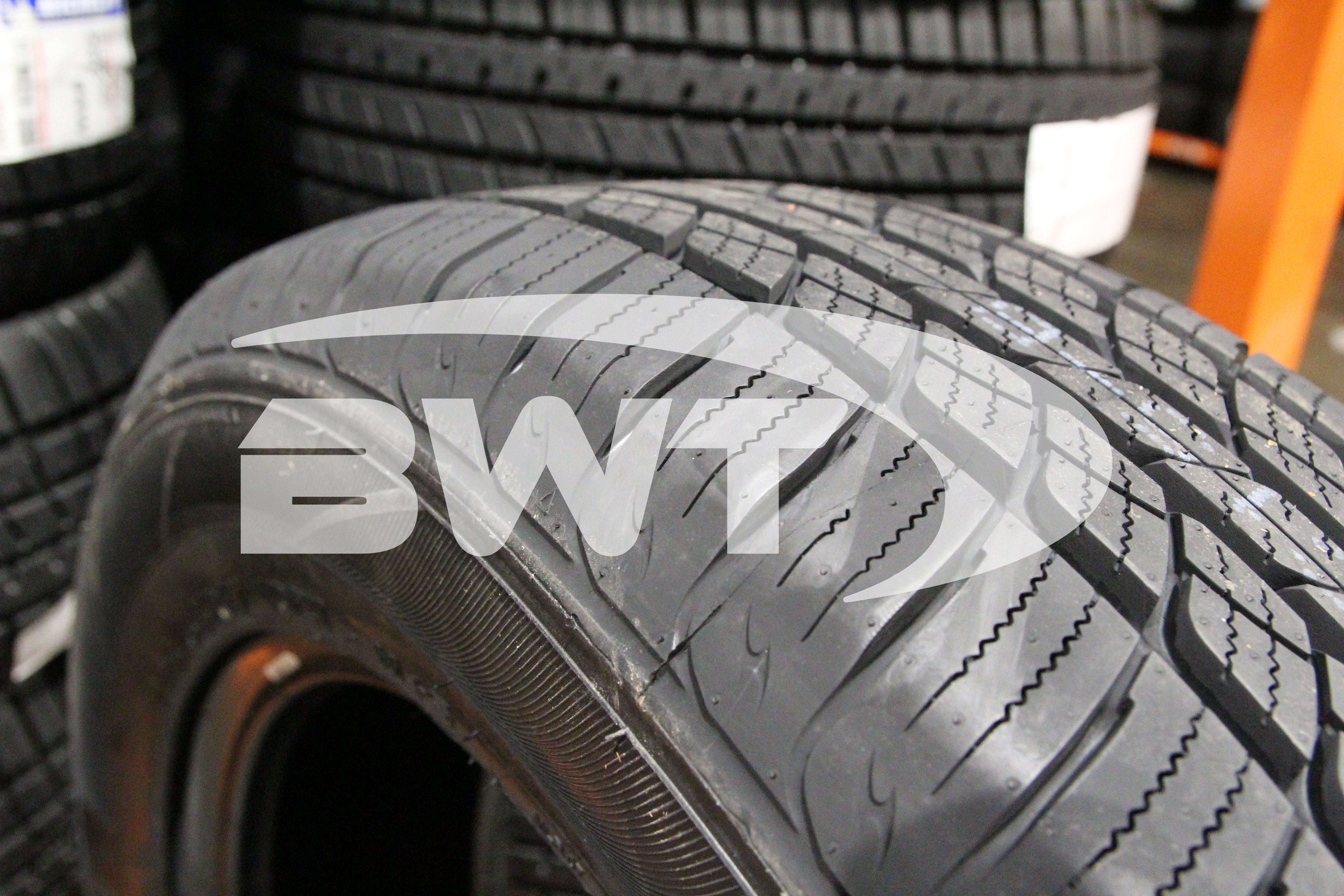 Westlake SU318 Tire(s) 225/60R17 99T BSW SL 225/60-17 60R 17 2256017