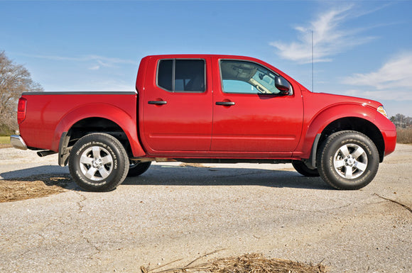 Rough Country 2.5" Leveling Kit Red Spacers For Nissan Frontier 05-23