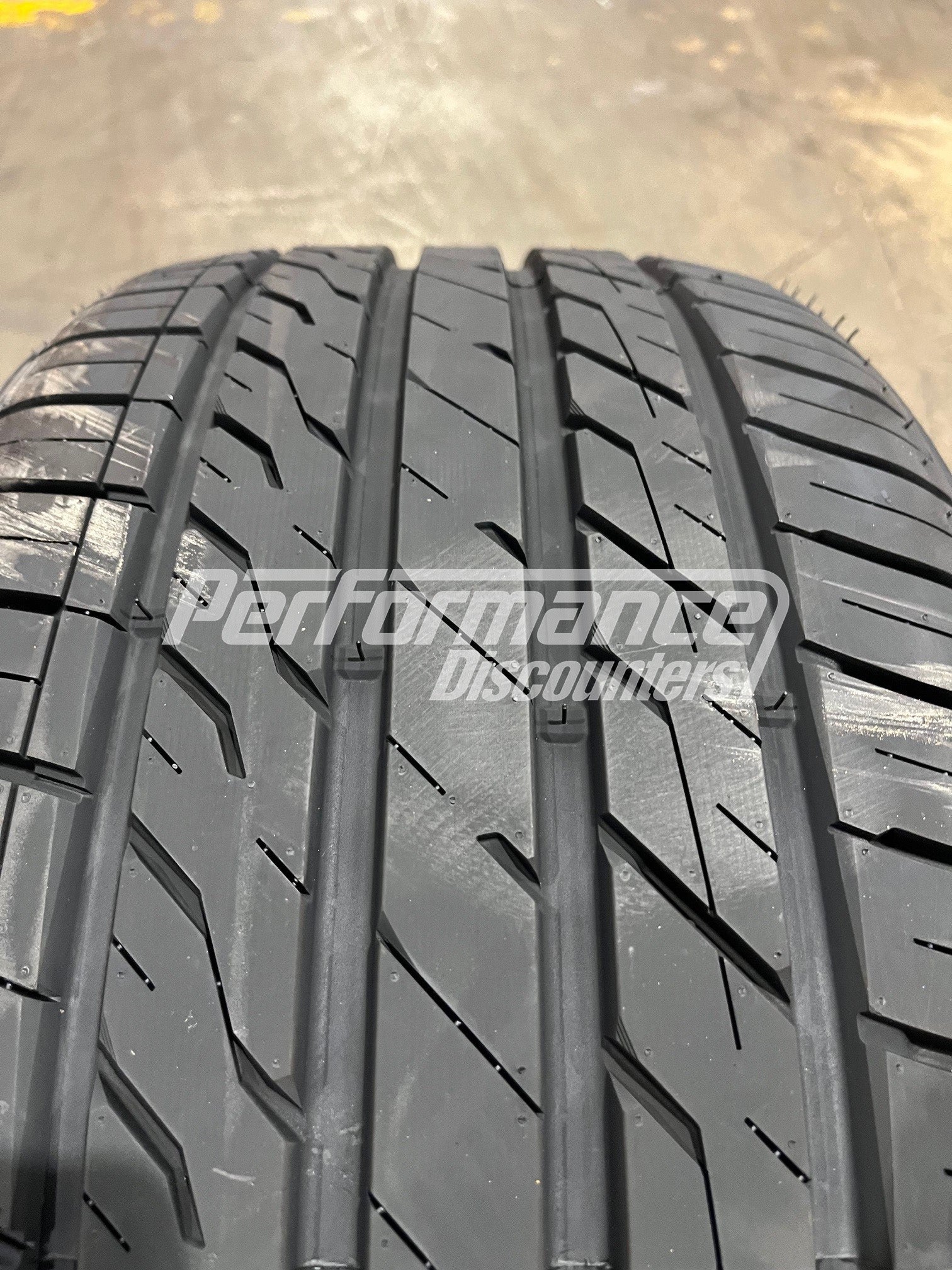 American Roadstar Sport A/S Tire(s) 255/35R20 97W SL BSW 255 35 20 2553520