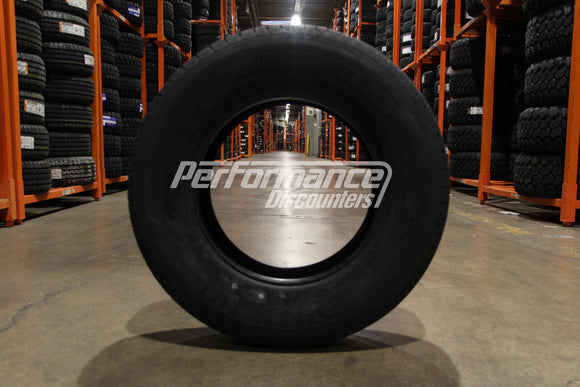 Westlake SU318 Tire 235/70R16 106T MBW B 235 70 16 2357016
