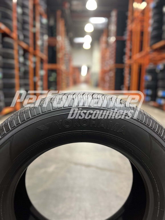 Yokohoma AVID S34RV 235/65R17 104T Tire 2356517 235/65-17