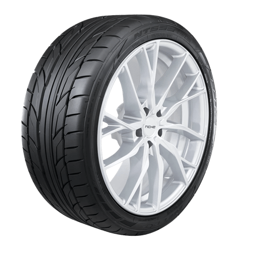 235/35ZR20 Nitto NT555 G2 92W BSW XL 235 35 20 235/35ZR20