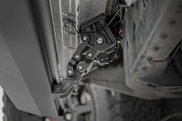 Power Running Boards - Lighted - CrewMax -  Toyota Tundra (07-21)