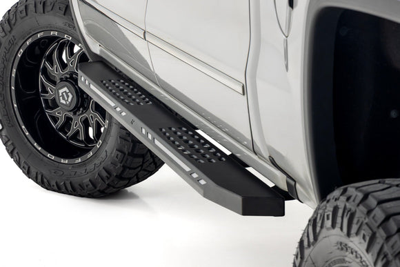 Rough Country AC2 Running Boards Amber White for 07-18 Chevy GMC 1500 Crew Cab