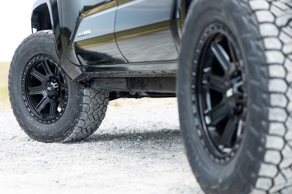 Rough Country 84 Series Gloss Black 18x8.5 6x5.5 ET0 Wheel Rim