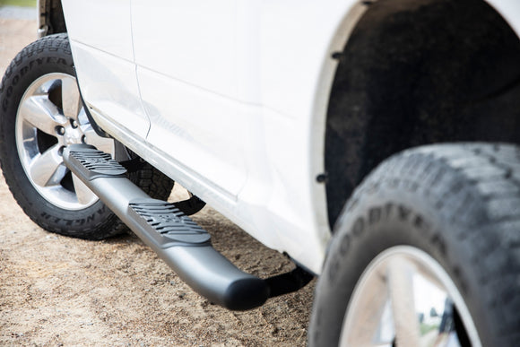 Oval Nerf Step - Crew Cab - Black - Ram 1500 (10-18)/2500 (10-23)
