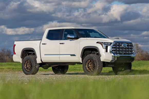 6 Inch Lift Kit - OE Air Ride - Toyota Tundra 2WD/4WD (2022-2023)
