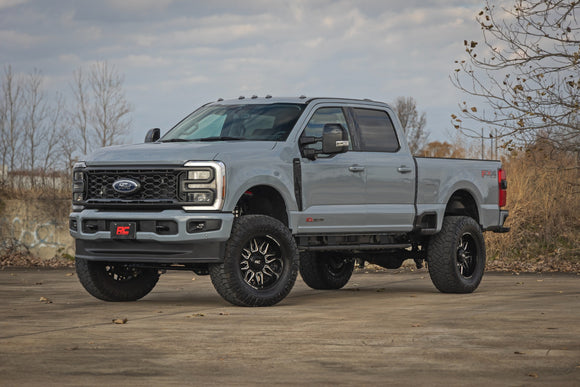 Rough Country 4.5 Inch Lift Ford F-250 F-350 Super Duty 4WD 23-25
