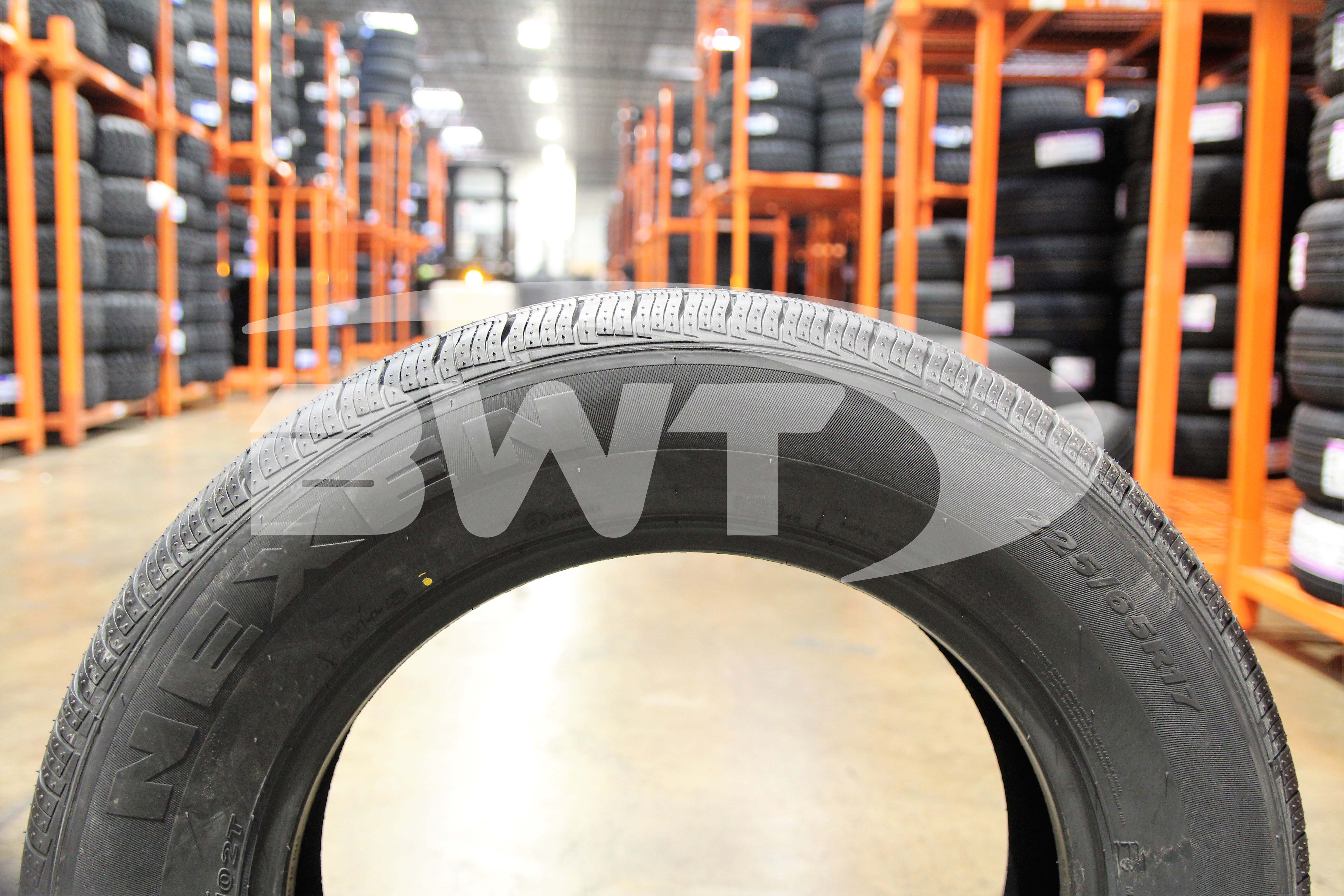 Nexen N Priz AH5 Tire(s) 225/65R17 102T SL 225/65-17 65R R17 2256517