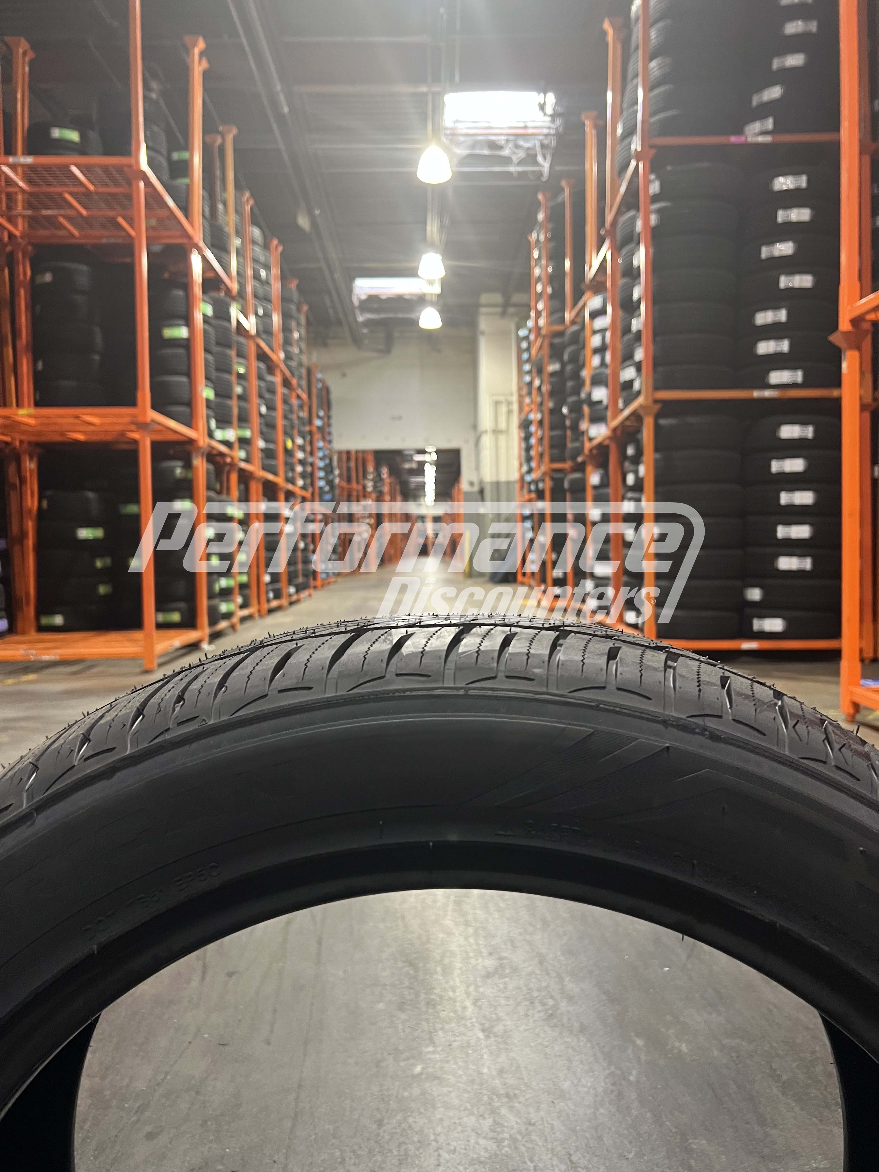 American Roadstar HP A/S Tire(s) 285/45R22 114V SL BSW 285 45 22 2854522