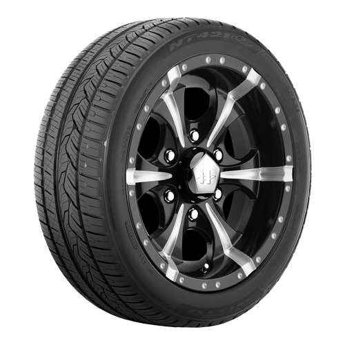 285/45R22 Nitto NT421Q 114V BSW XL 285 45 22 285/45R22