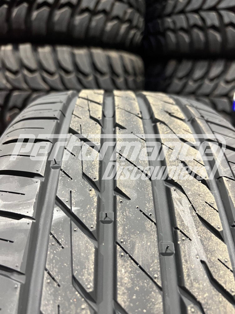 American Roadstar Sport A/S Tire(s) 225/40R18 92W SL BSW 225 40 18 2254018