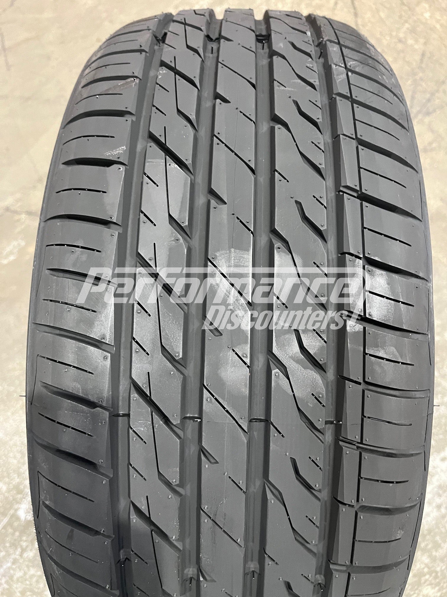 American Roadstar Sport A/S Tire(s) 225/55R16 95W SL BSW 225 55 16 2255516