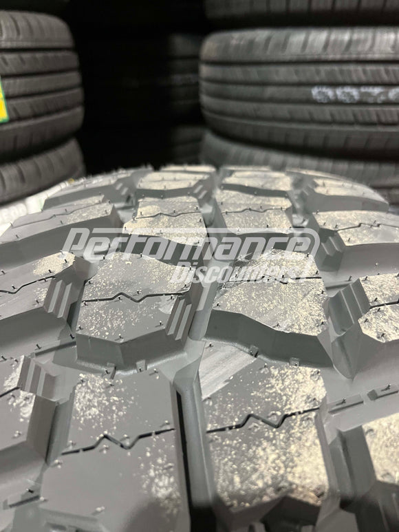Mudder Trucker Hang Over M/T Tire 285/65R18 125/122Q LRE BSW 2856518 285 65 18
