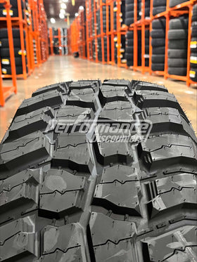 Mudder Trucker Hang Over M/T Tire 305/70R16 124/121Q LRE BSW 3057016 305 70 16