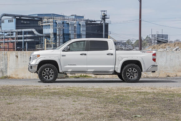 2.5-3 Inch Leveling Kit - Toyota Tundra 4WD (2007-2021)