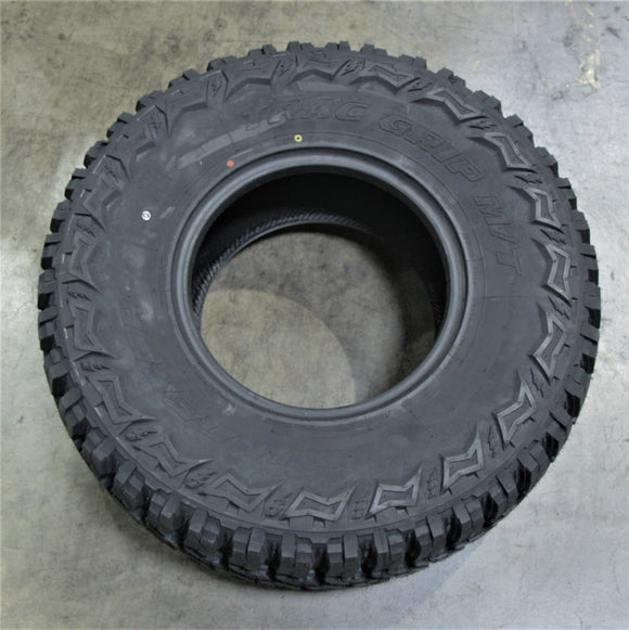 Thunderer Trac Grip M/T Tire LT245/75R17 121/118Q BSW E 2457517 245 75 17
