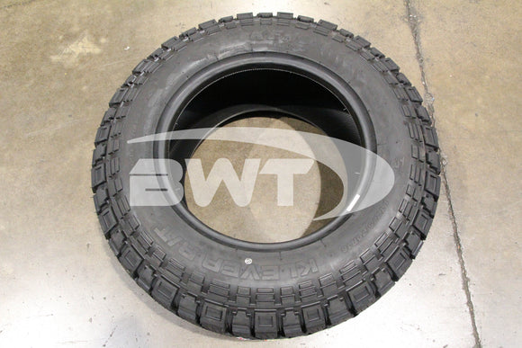 Kenda Klever R/T KR601 Tire(s) 275/70R18 LRE BSW 125R 2757018