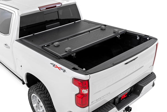 Rough Country Hard Low Profile Bed Cover For 6'7" Chevy GMC 1500