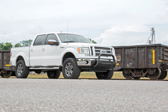 Rough Country 3" Lift Kit Struts For Ford F-150 4WD 2009-2013