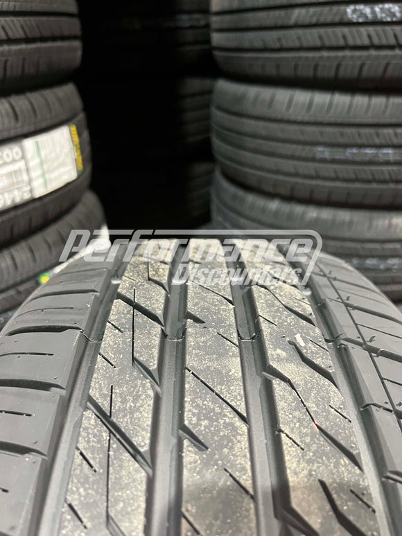 245/45ZR19 American Roadstar Sport A/S 102W BSW SL 245 45 19 2454519