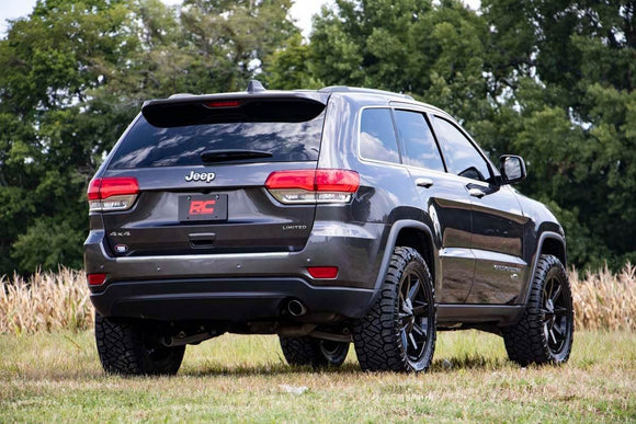 2.5 Inch Lift Kit - N3 Struts - Jeep Grand Cherokee 4WD (2011-2015)