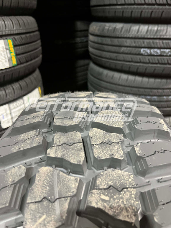 Mudder Trucker Hang Over M/T Mud Tire 275/60R20 123/120Q LRE BSW 2756020 275 60