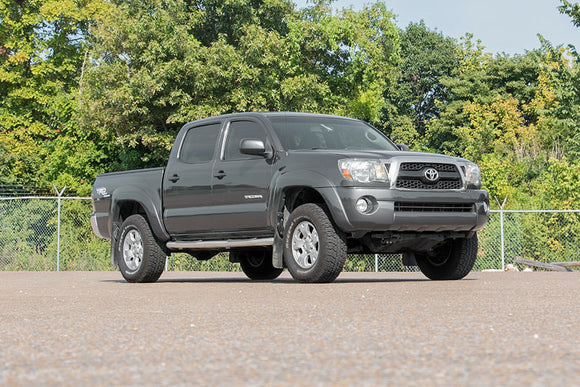 2 Inch Leveling Kit - Aluminum - Red - Toyota Tacoma 2WD/4WD (05-23)