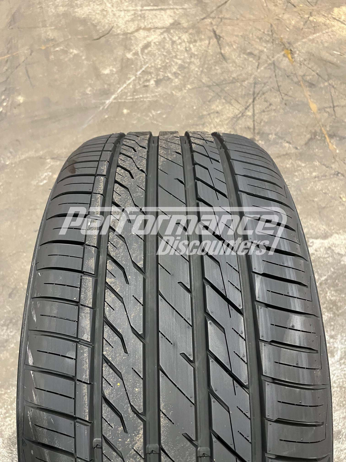 295/40ZR21 American Roadstar Sport A/S 111Y BSW XL 295 40 21 