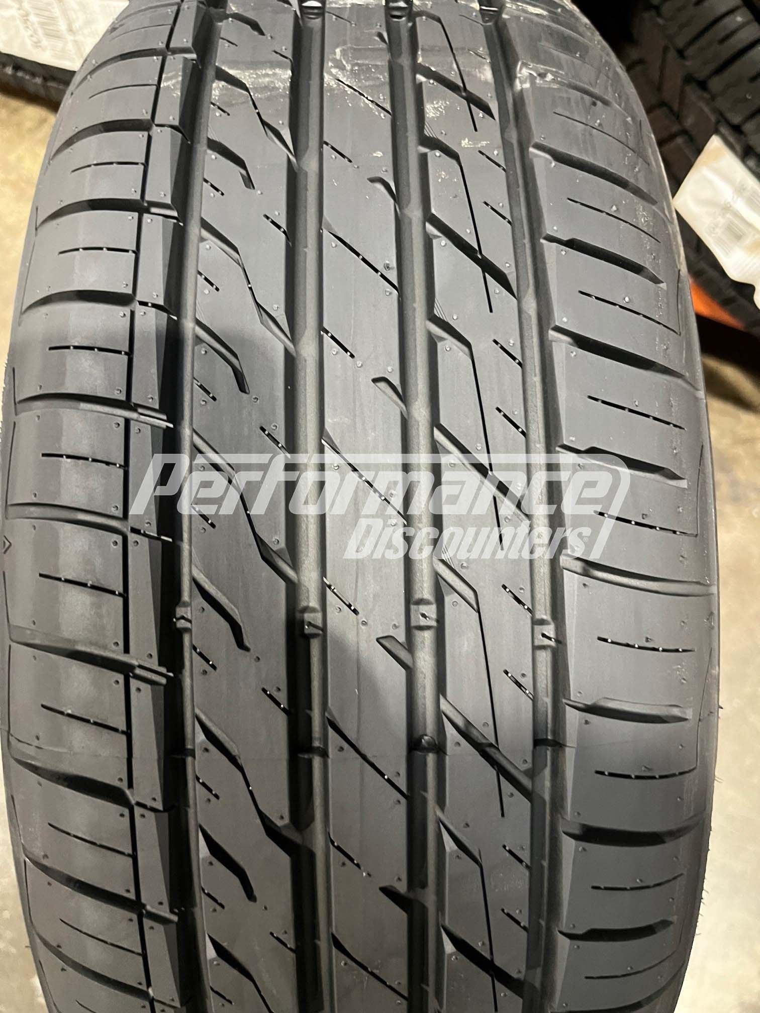 American Roadstar Sport A/S Tire(s) 195/55R16 91W SL BSW 195 55 16 1955516