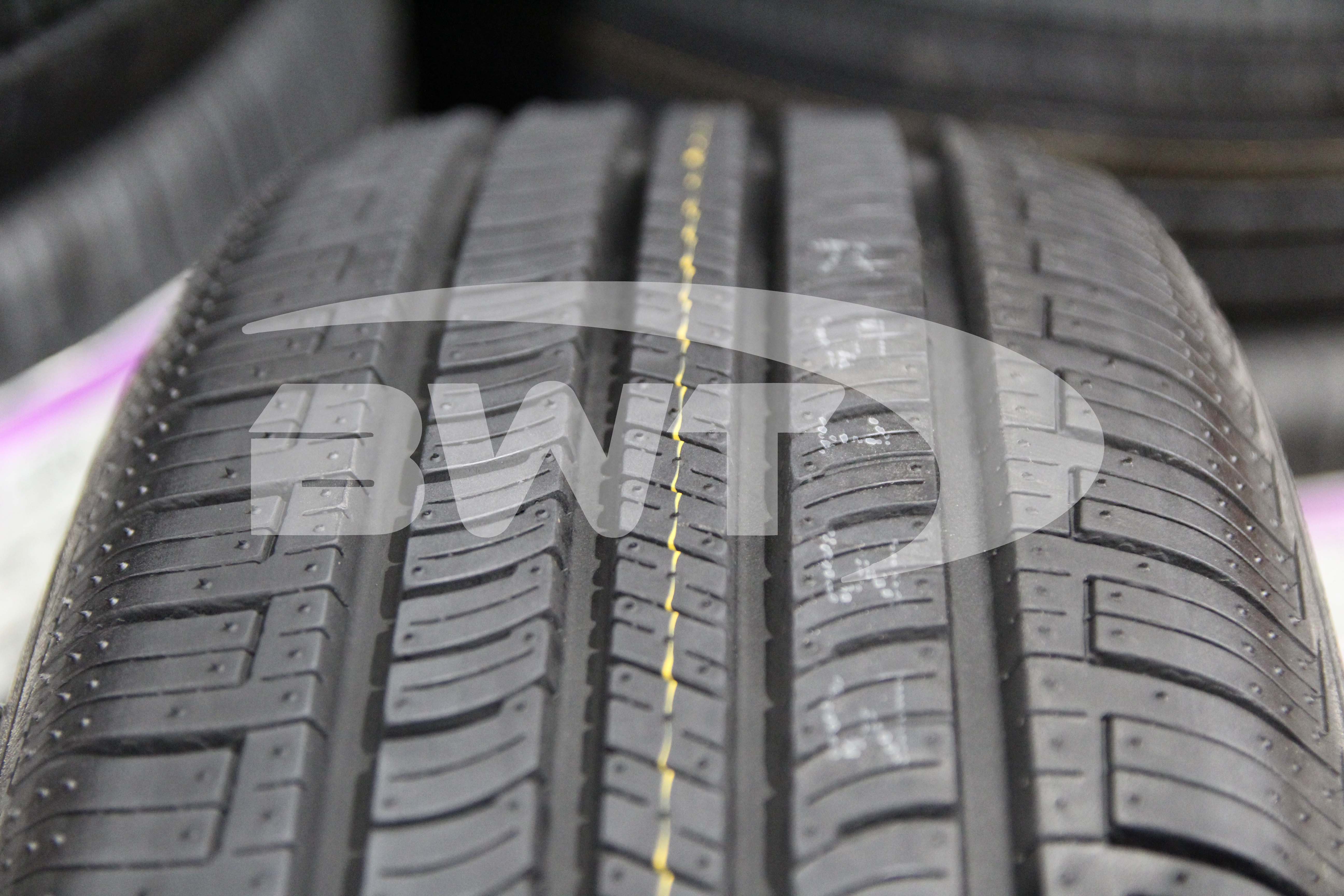 Nexen N Priz AH5 Tire(s) 225/65R17 102T SL 225/65-17 65R R17 2256517