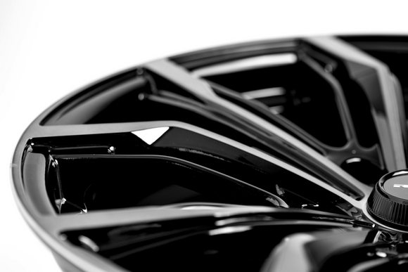 18x8 RTX Black Widow Black Machined Grey 5x120 ET35 wheel/rim