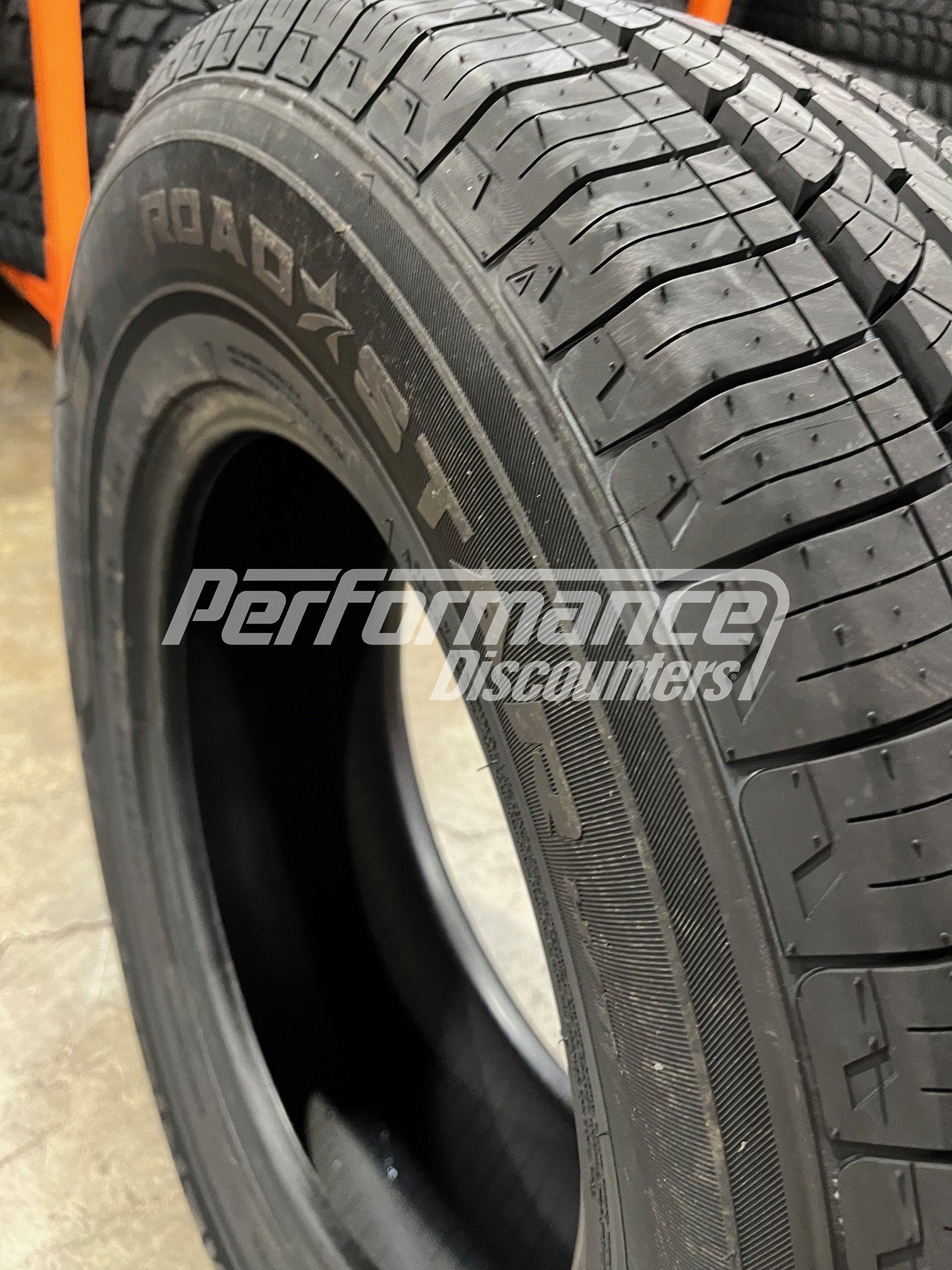 American Roadstar H/T Tire(s) 275/65R18 123S LRE BSW