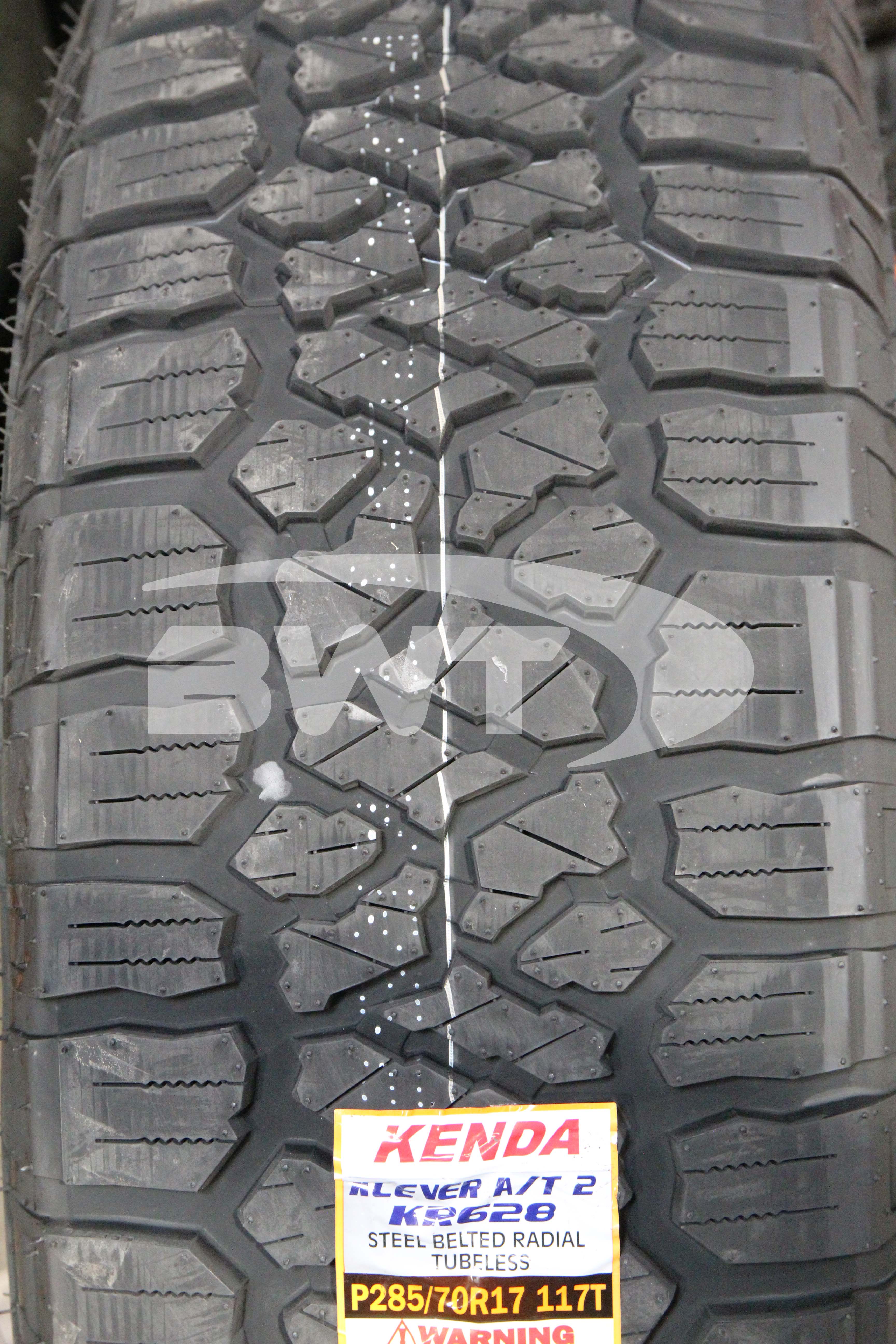 Kenda Klever A/T 2 Tire(s) 285/70R17 117T SL RBL 2857017 - 0