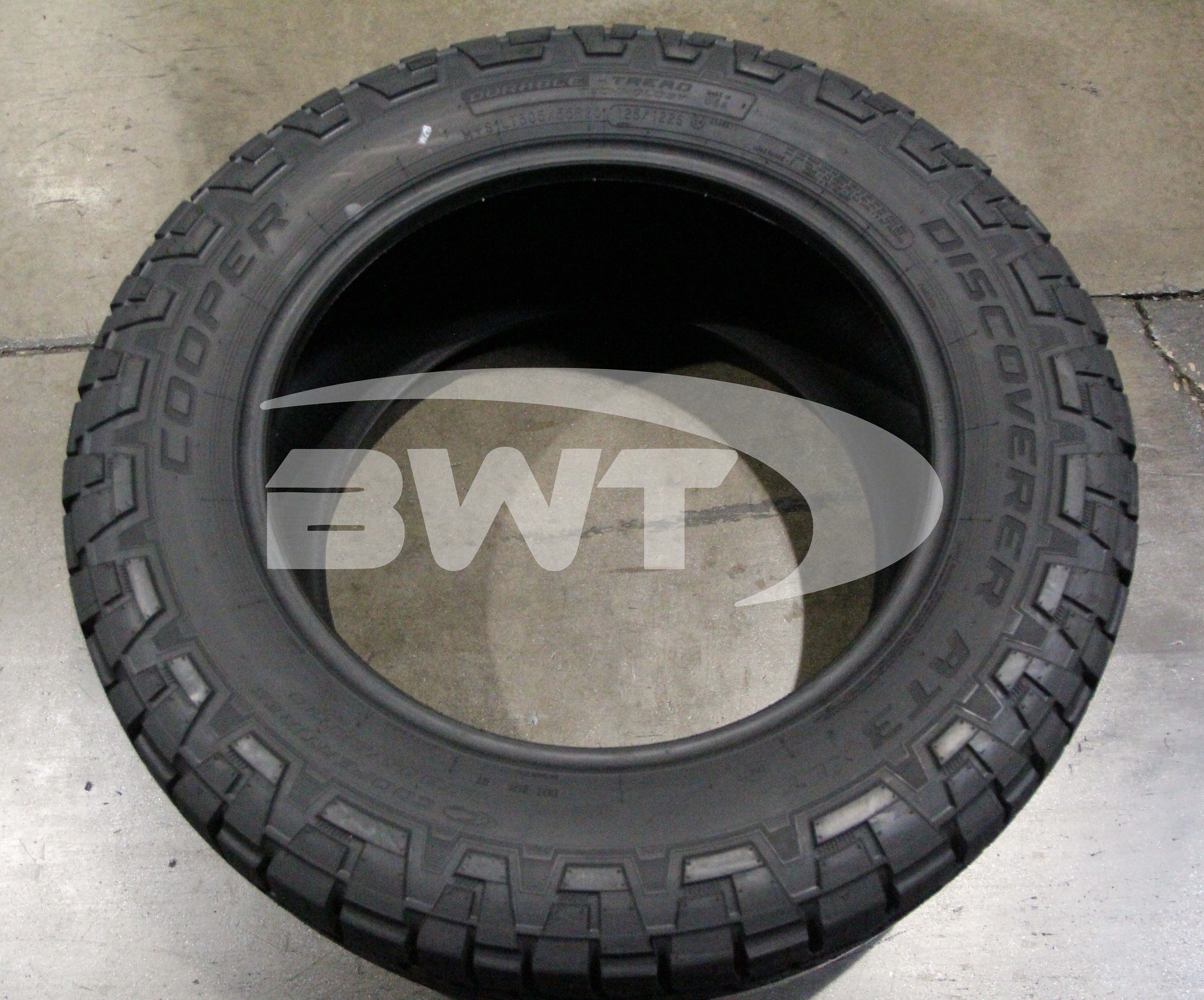 Cooper Discoverer AT3 XLT Tire(s)305/55R20 125Q LRF BSW 3055520