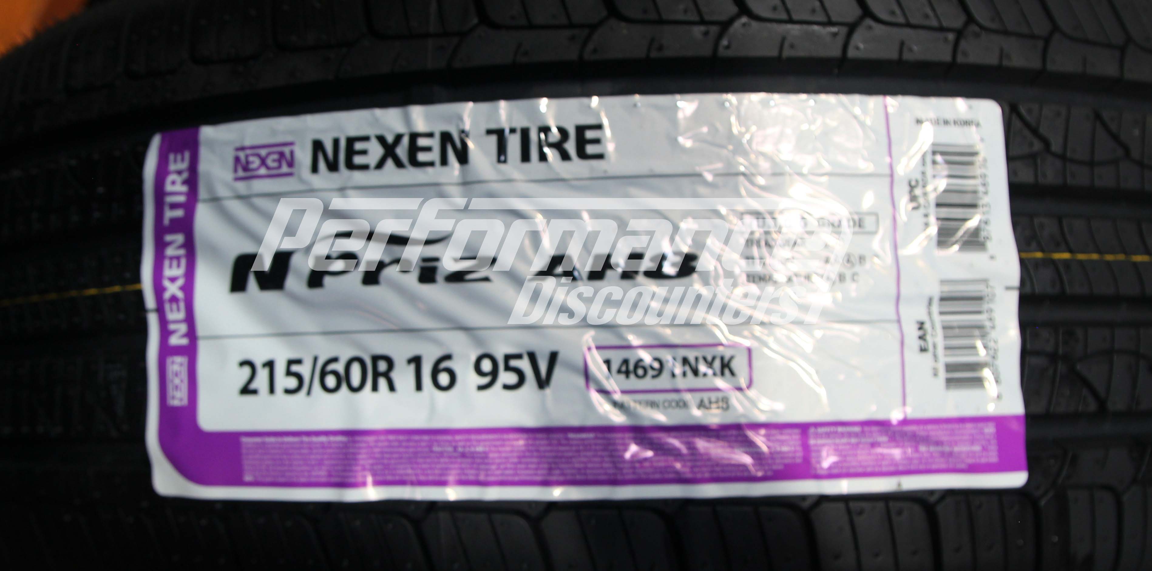 Nexen N Priz AH8 Tire(s) 215/60R16 95V SL 215/60-16 60R R16 2156016