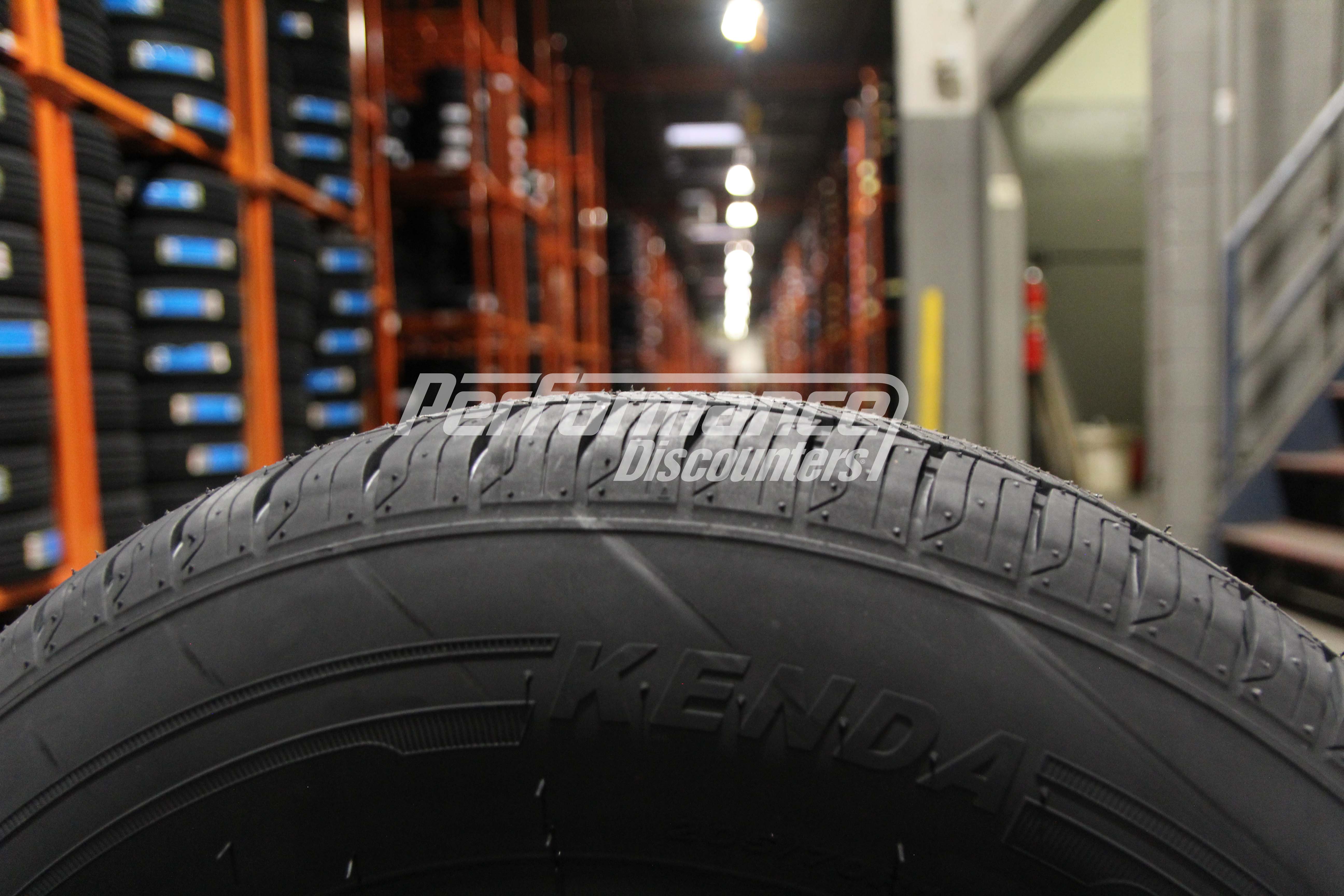 Kenda Kenetica Touring AS KR217 Tire(s) 205/70R15 96H SL 205/70-15 2057015