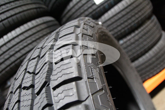 Cooper Discoverer AT3 4S Tire(s)255/70R18 113T SL BSW 2557018