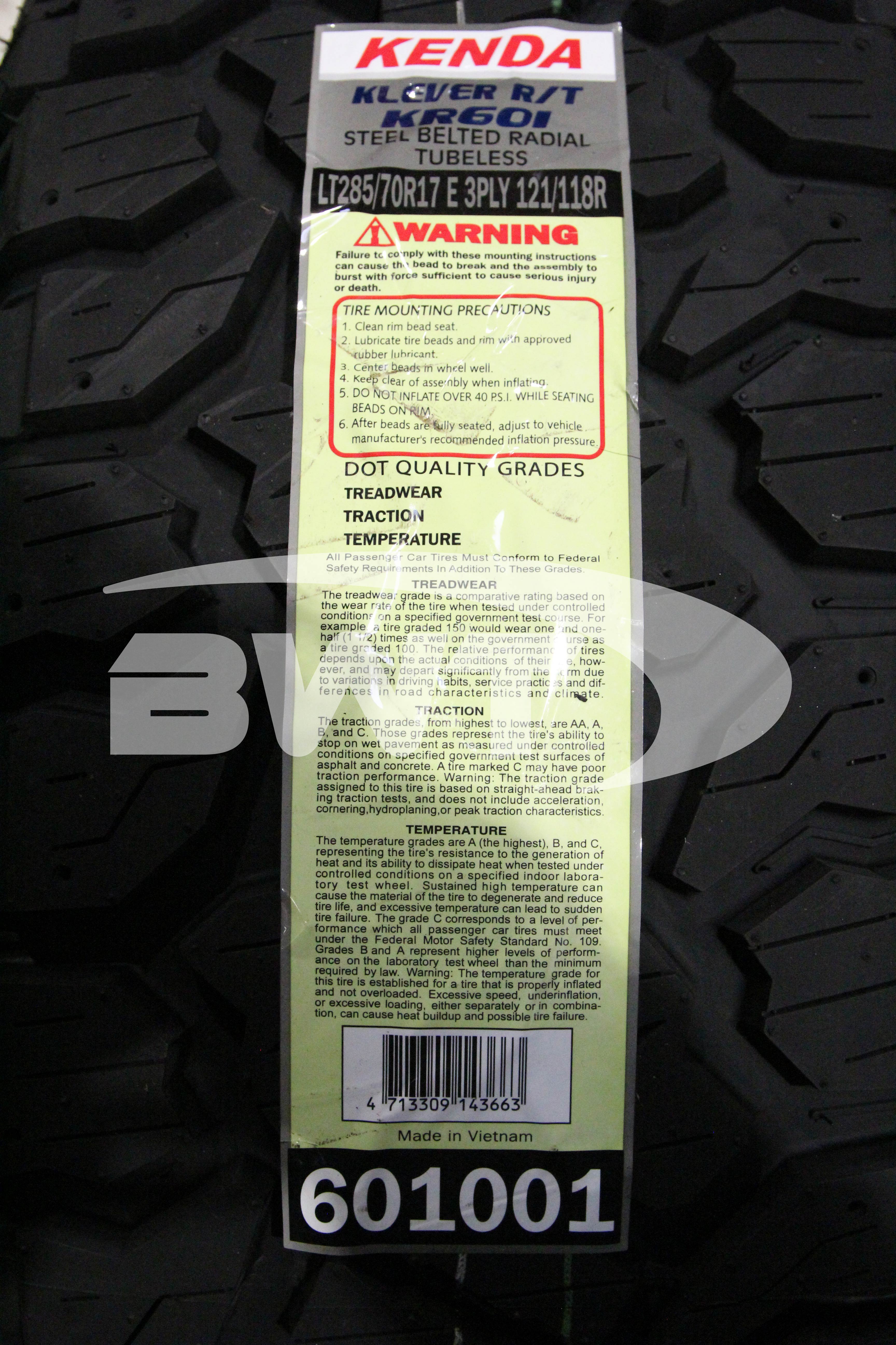 Kenda Klever R/T KR601 Tire(s) 285/70R17 LRE BSW 121R 2857017