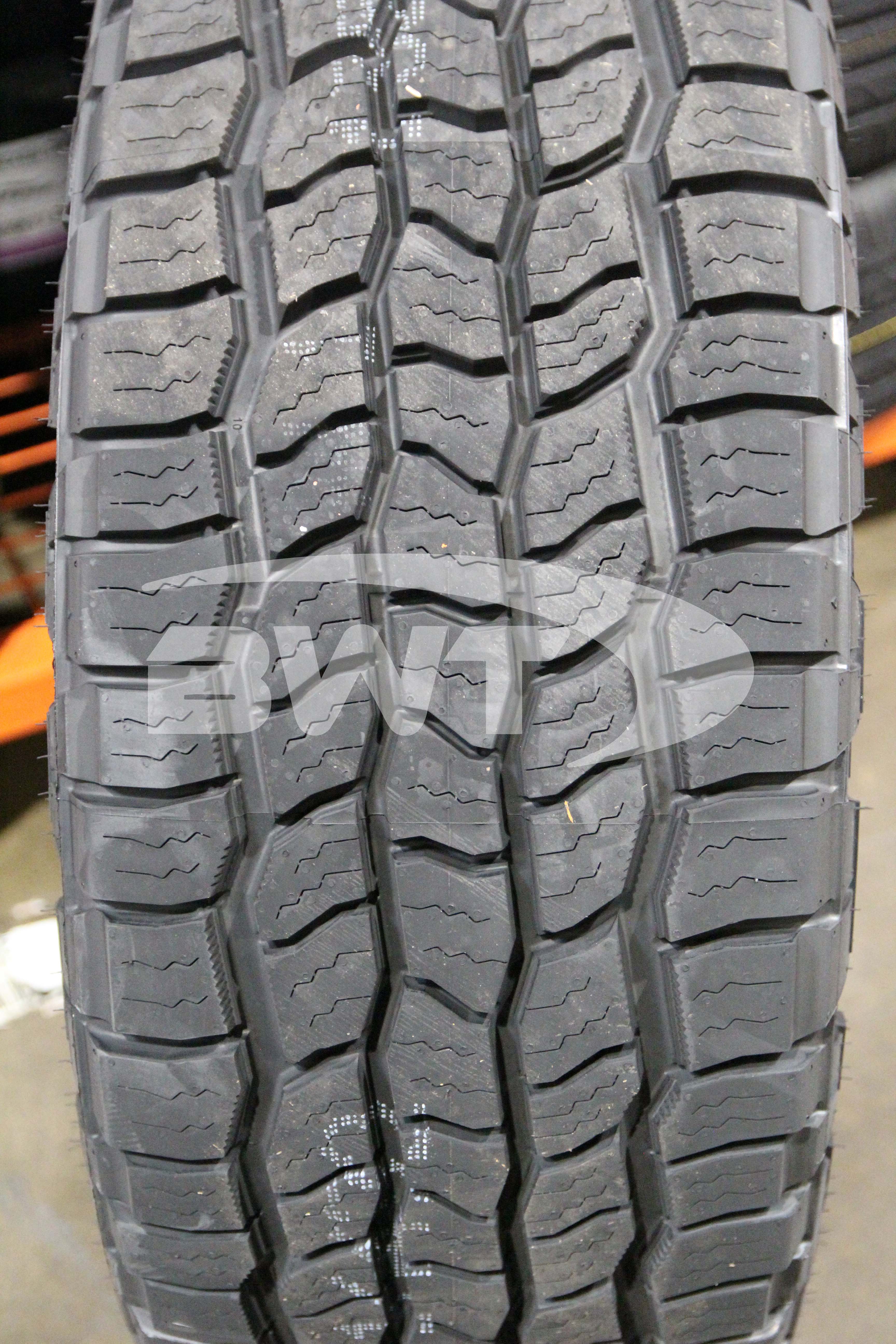 Cooper Discoverer AT3 XLT Tire(s)305/55R20 125Q LRF BSW 3055520 - 0